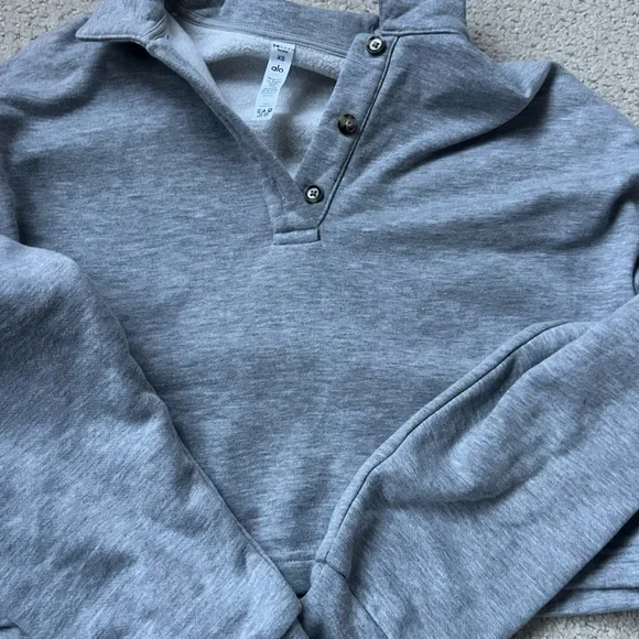 ALO Yoga | Tops | Alo Yoga Sweater | Poshmark
